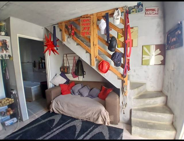 2 BEDROOM HOUSE FOR SALE IN FOREST VILLAGE